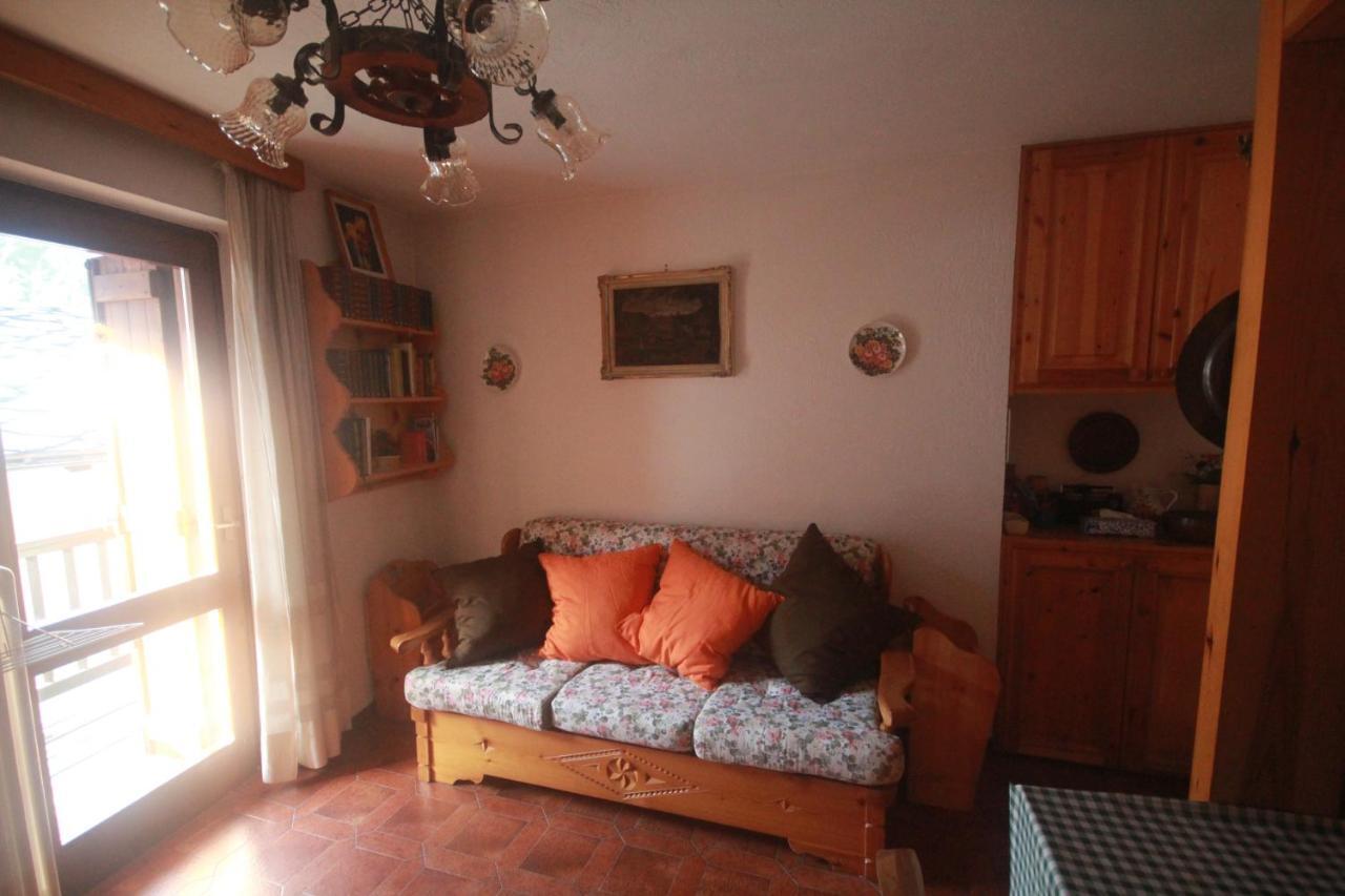 L'Atelier Du Temps - La Petite Maison De Pepa Ла-Саль Экстерьер фото
