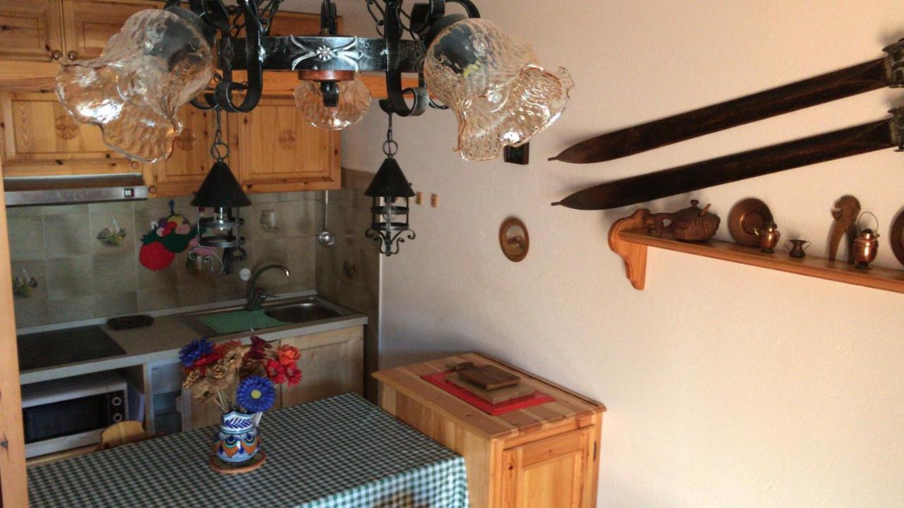 L'Atelier Du Temps - La Petite Maison De Pepa Ла-Саль Экстерьер фото