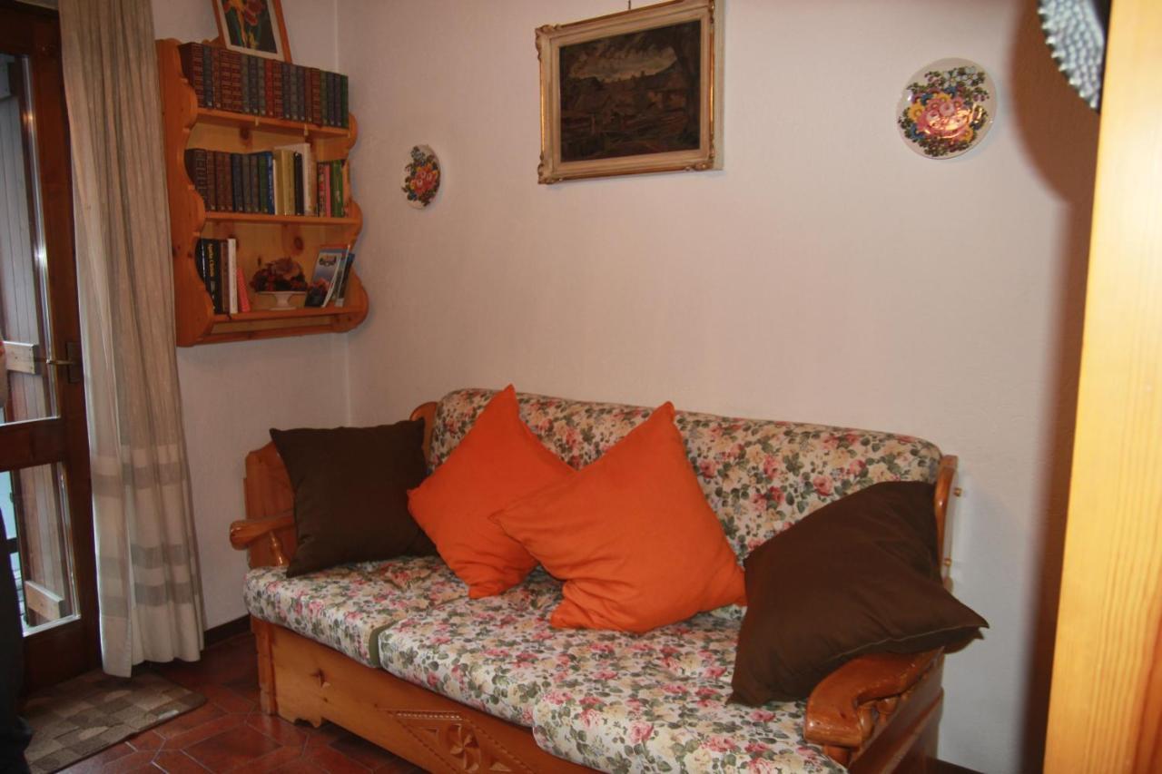 L'Atelier Du Temps - La Petite Maison De Pepa Ла-Саль Экстерьер фото